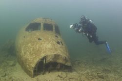 Mark with plane cockpit. Stoney cove.
D200, 16mm. by Derek Haslam 